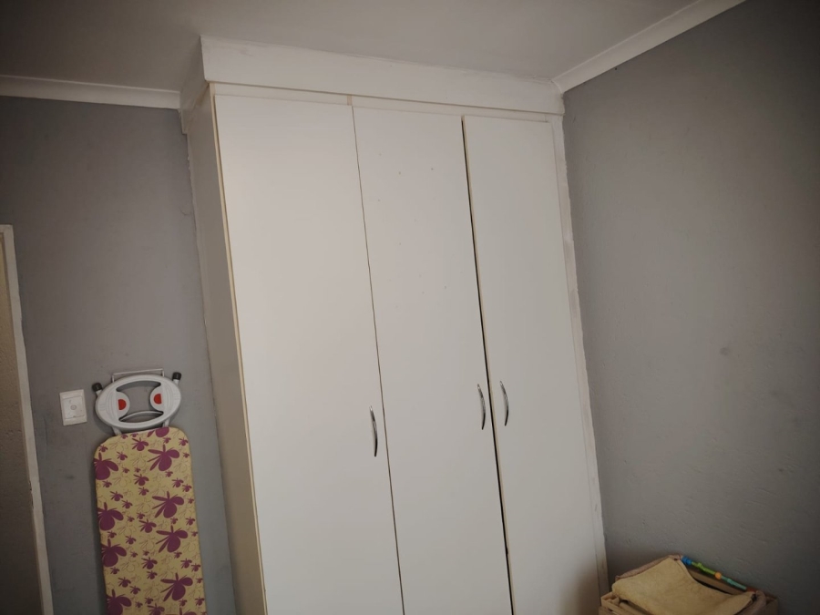 3 Bedroom Property for Sale in Greenhills Gauteng