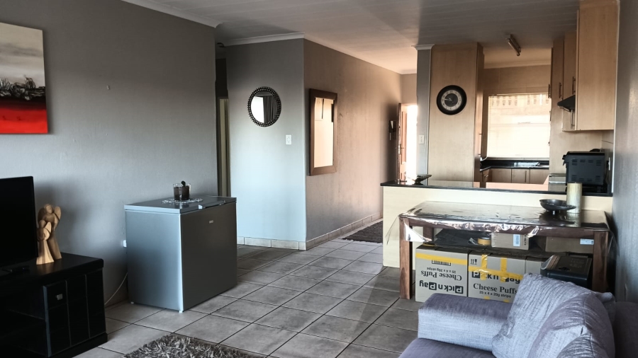 2 Bedroom Property for Sale in Silverfields Gauteng