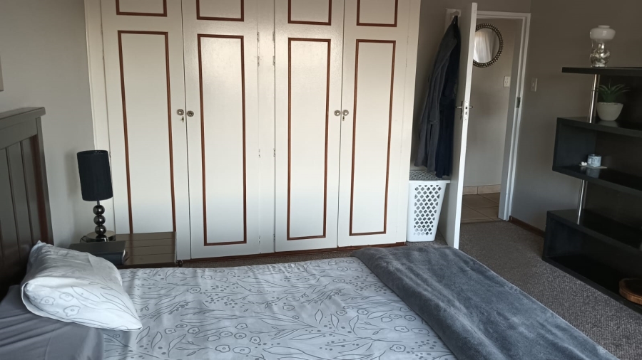 2 Bedroom Property for Sale in Silverfields Gauteng