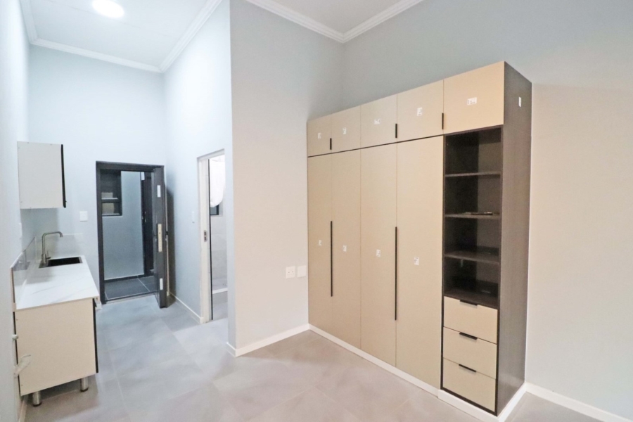 To Let 1 Bedroom Property for Rent in Bryanston Gauteng