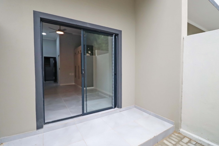 To Let 1 Bedroom Property for Rent in Bryanston Gauteng