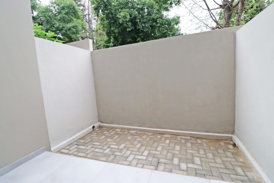 To Let 1 Bedroom Property for Rent in Bryanston Gauteng