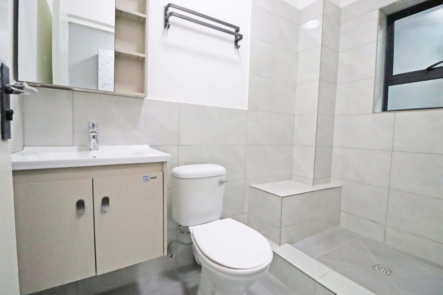 To Let 2 Bedroom Property for Rent in Bryanston Gauteng