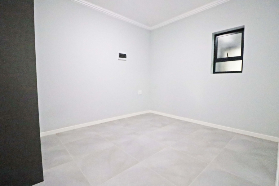 To Let 2 Bedroom Property for Rent in Bryanston Gauteng