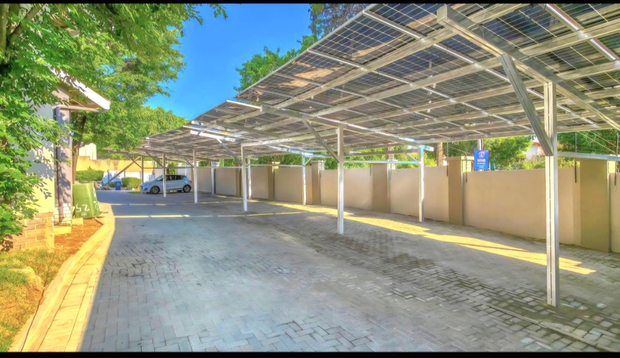 To Let 2 Bedroom Property for Rent in Bryanston Gauteng