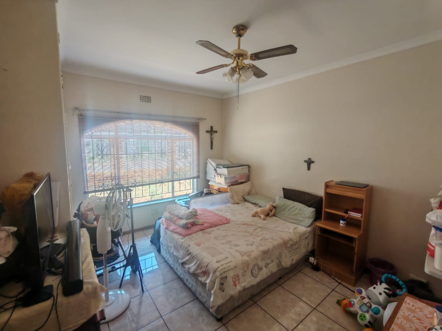 4 Bedroom Property for Sale in Eldorado Park Gauteng