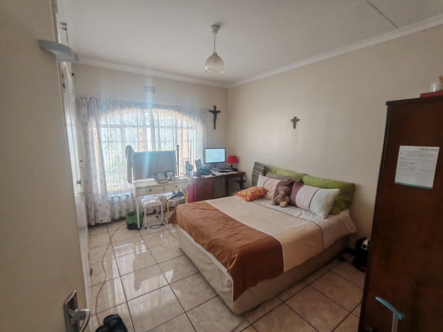 4 Bedroom Property for Sale in Eldorado Park Gauteng