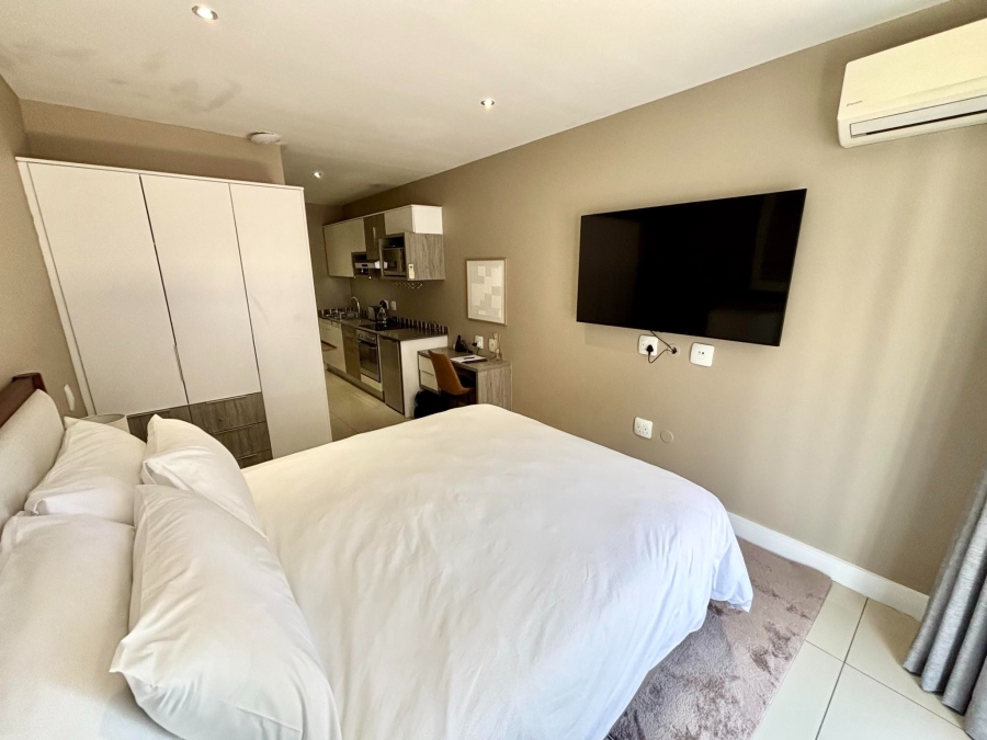 To Let 1 Bedroom Property for Rent in Rosebank Gauteng