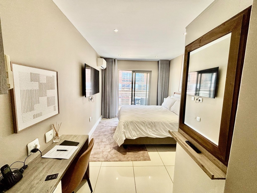 To Let 1 Bedroom Property for Rent in Rosebank Gauteng