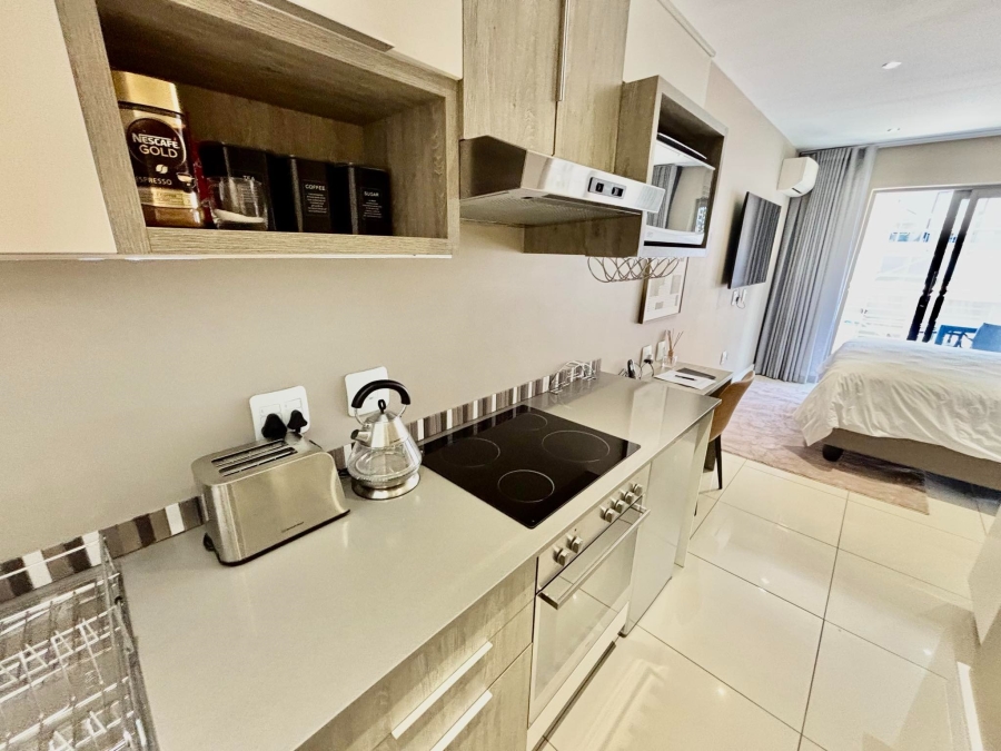 To Let 1 Bedroom Property for Rent in Rosebank Gauteng