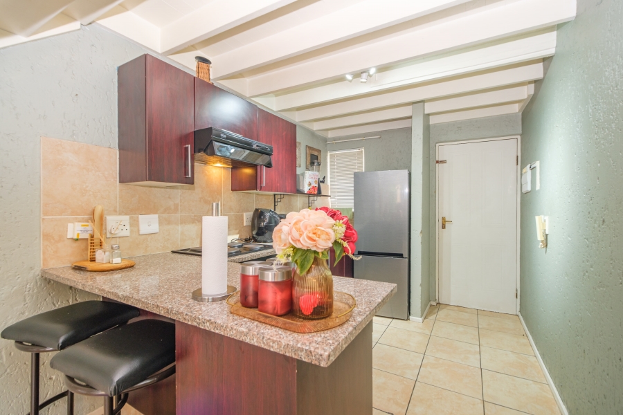 1 Bedroom Property for Sale in Lonehill Gauteng