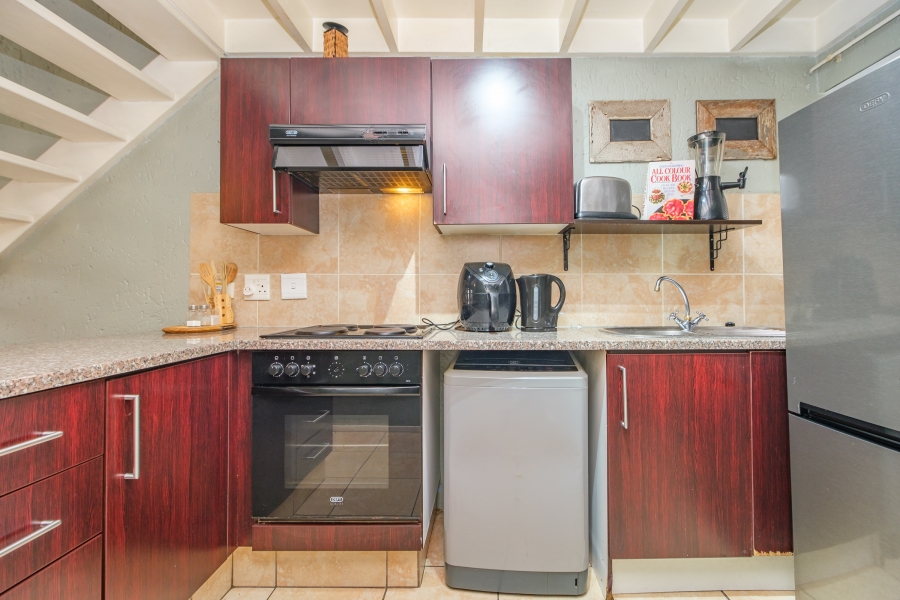 1 Bedroom Property for Sale in Lonehill Gauteng