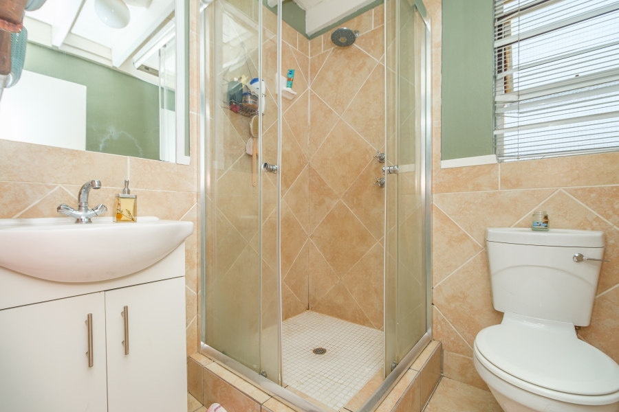 1 Bedroom Property for Sale in Lonehill Gauteng