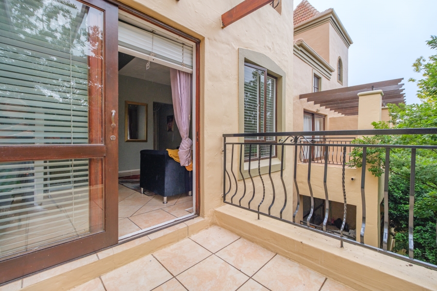 1 Bedroom Property for Sale in Lonehill Gauteng