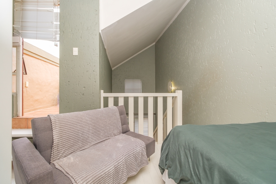 1 Bedroom Property for Sale in Lonehill Gauteng