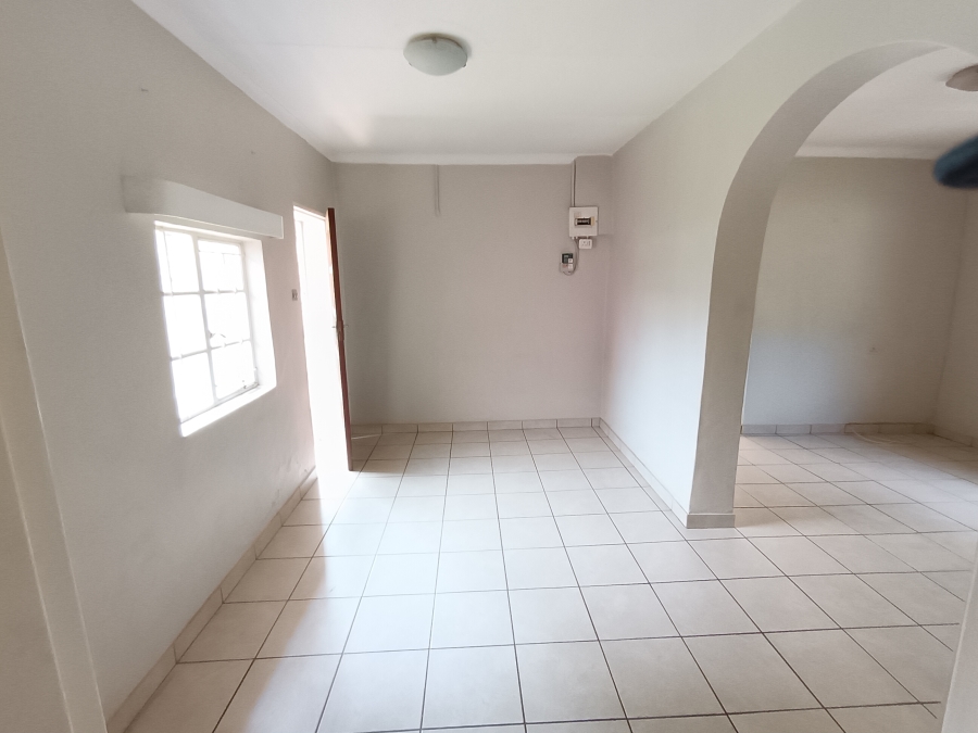 To Let 1 Bedroom Property for Rent in Norton Home Estate AH Gauteng