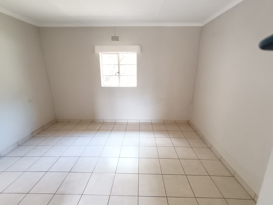 To Let 1 Bedroom Property for Rent in Norton Home Estate AH Gauteng