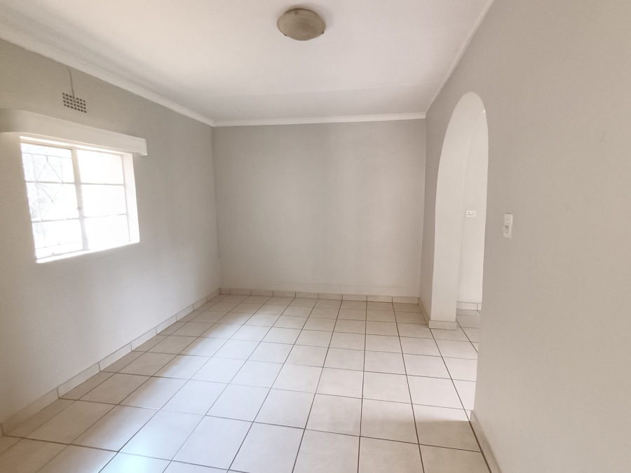 To Let 1 Bedroom Property for Rent in Norton Home Estate AH Gauteng