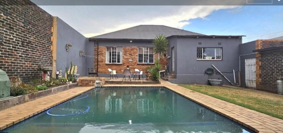 3 Bedroom Property for Sale in Rosettenville Gauteng