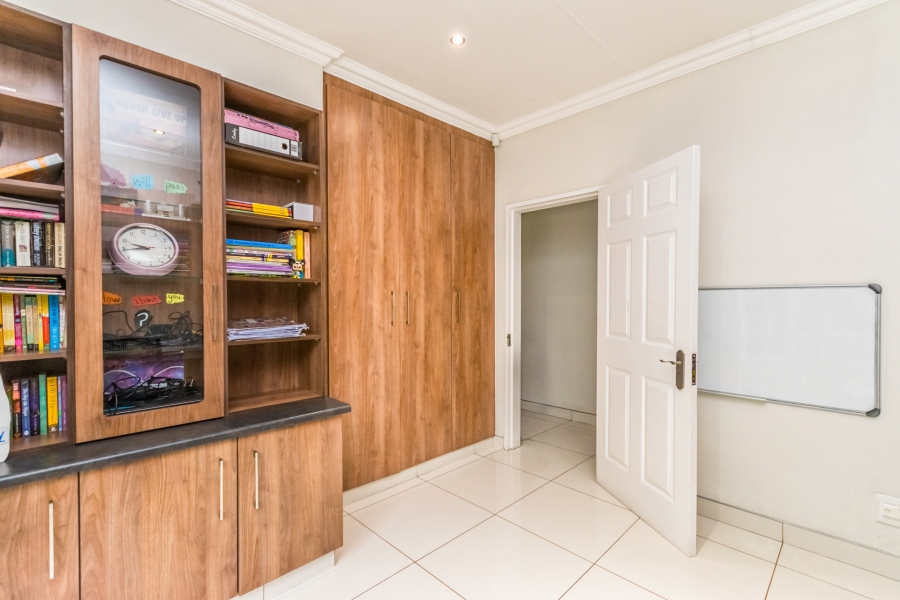 4 Bedroom Property for Sale in River Club Gauteng