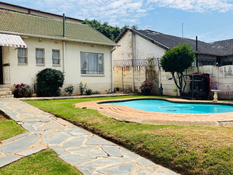 3 Bedroom Property for Sale in Symhurst Gauteng