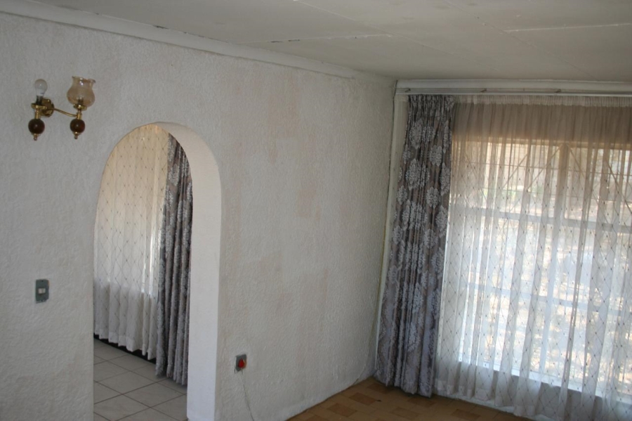 To Let 3 Bedroom Property for Rent in Naturena Gauteng