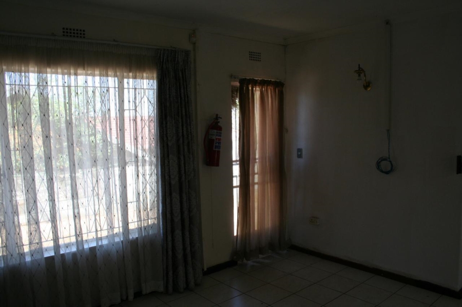 To Let 3 Bedroom Property for Rent in Naturena Gauteng