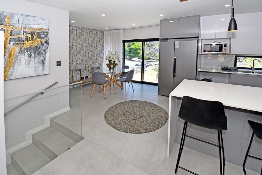 3 Bedroom Property for Sale in Hurlingham Gauteng