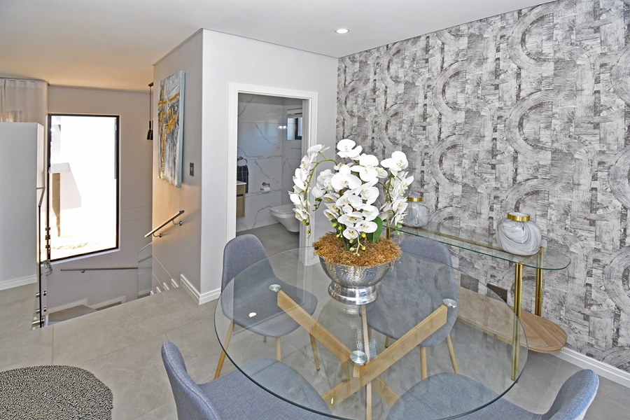 3 Bedroom Property for Sale in Hurlingham Gauteng