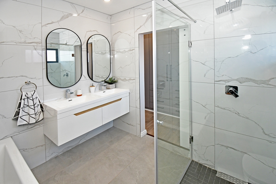 3 Bedroom Property for Sale in Hurlingham Gauteng