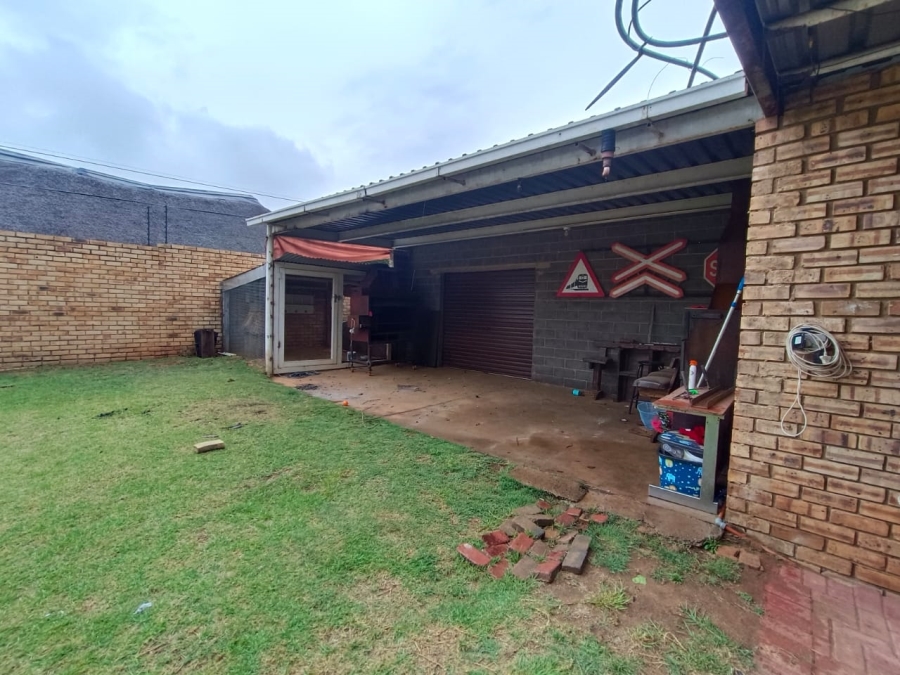 3 Bedroom Property for Sale in Greenhills Gauteng