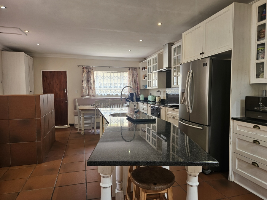5 Bedroom Property for Sale in Noordheuwel Gauteng