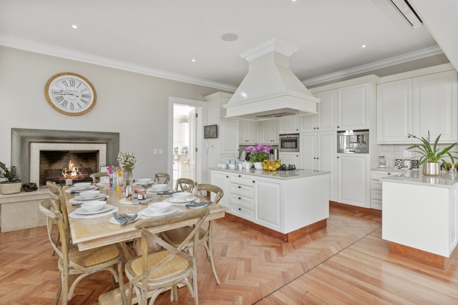 To Let 5 Bedroom Property for Rent in Bryanston Gauteng