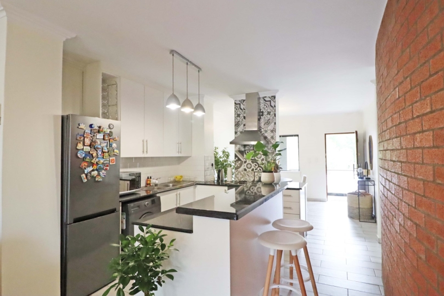 To Let 2 Bedroom Property for Rent in Rivonia Gauteng