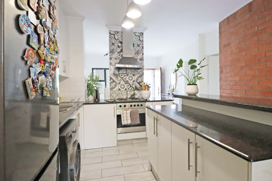 To Let 2 Bedroom Property for Rent in Rivonia Gauteng