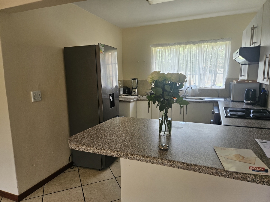 2 Bedroom Property for Sale in Noordheuwel Gauteng