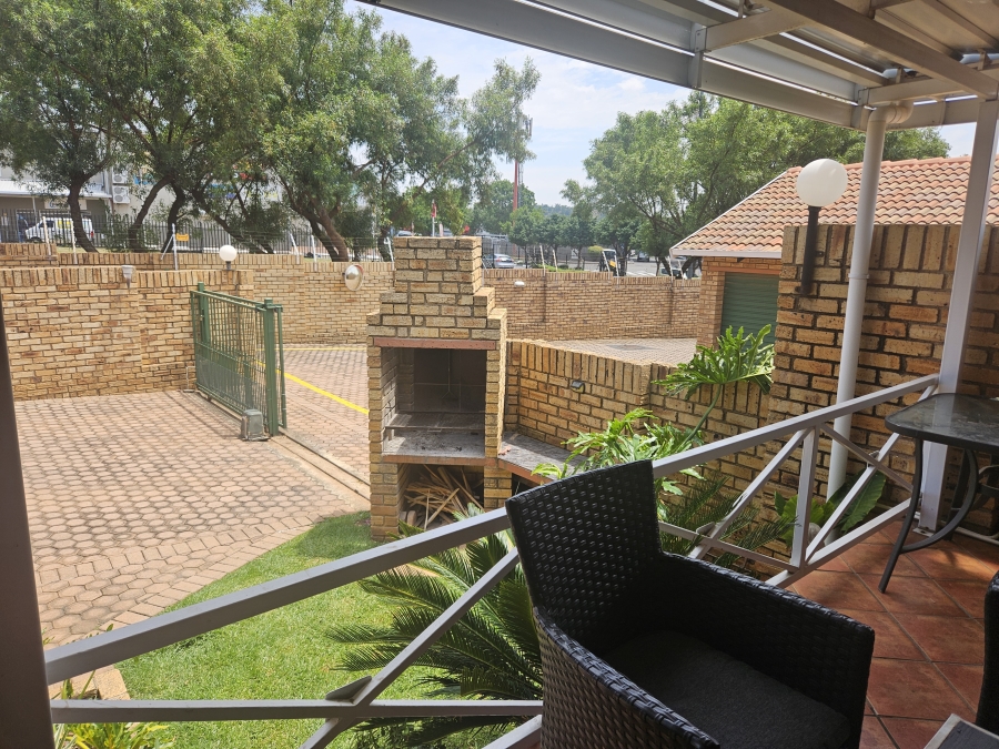 3 Bedroom Property for Sale in Noordheuwel Gauteng