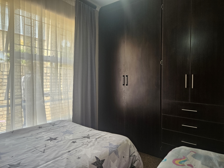 3 Bedroom Property for Sale in Noordheuwel Gauteng