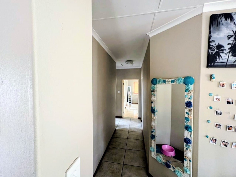 To Let 3 Bedroom Property for Rent in Kyalami Hills Gauteng