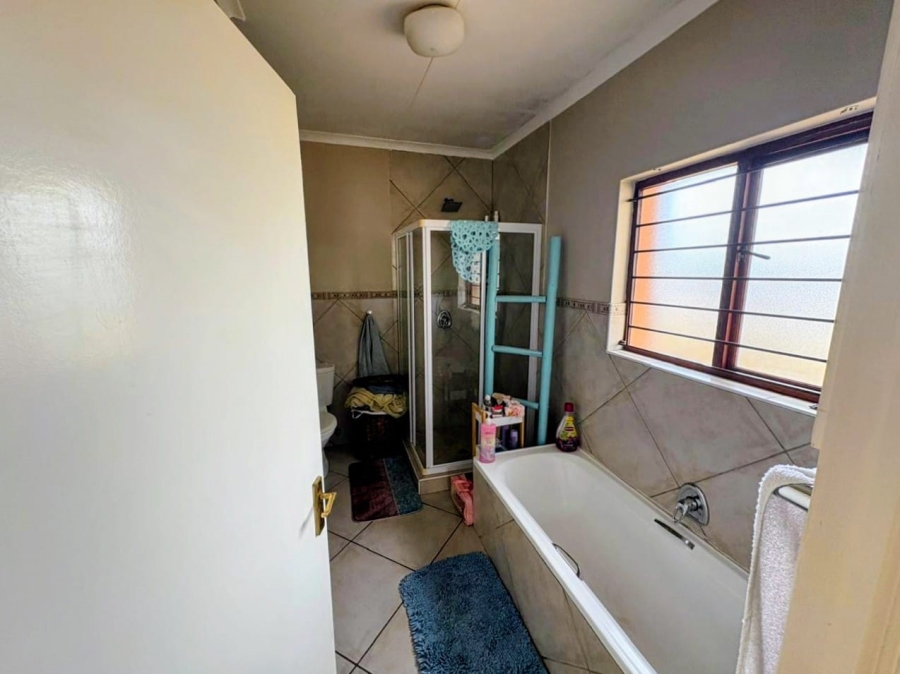 To Let 3 Bedroom Property for Rent in Kyalami Hills Gauteng
