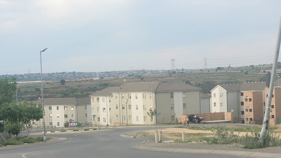 To Let 2 Bedroom Property for Rent in Diepsloot West Gauteng