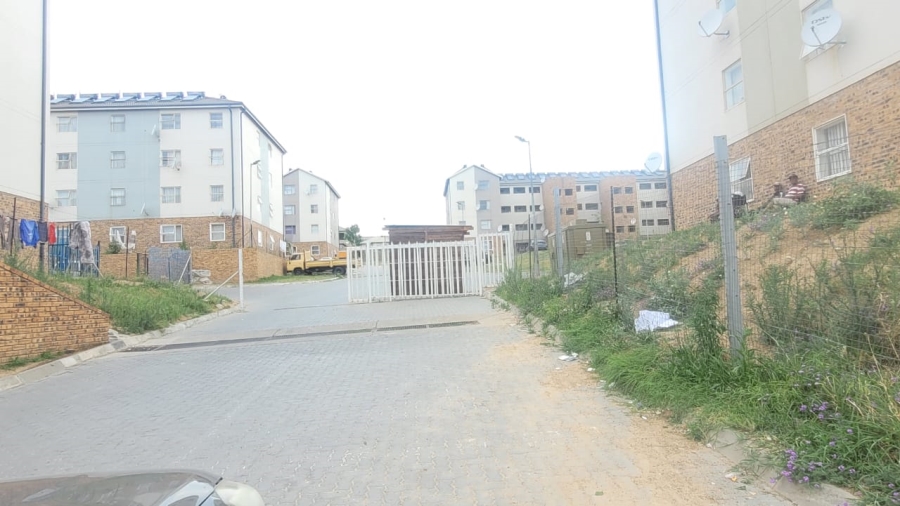 To Let 2 Bedroom Property for Rent in Diepsloot West Gauteng
