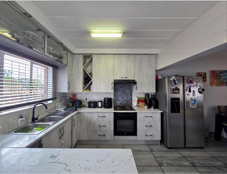 3 Bedroom Property for Sale in Mayfield Park Gauteng