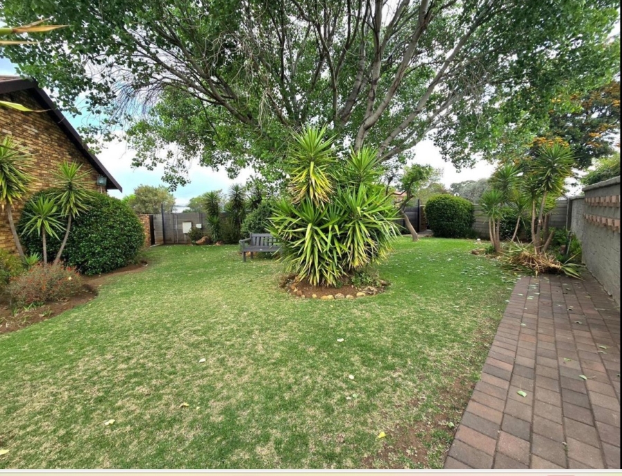 3 Bedroom Property for Sale in Mayfield Park Gauteng