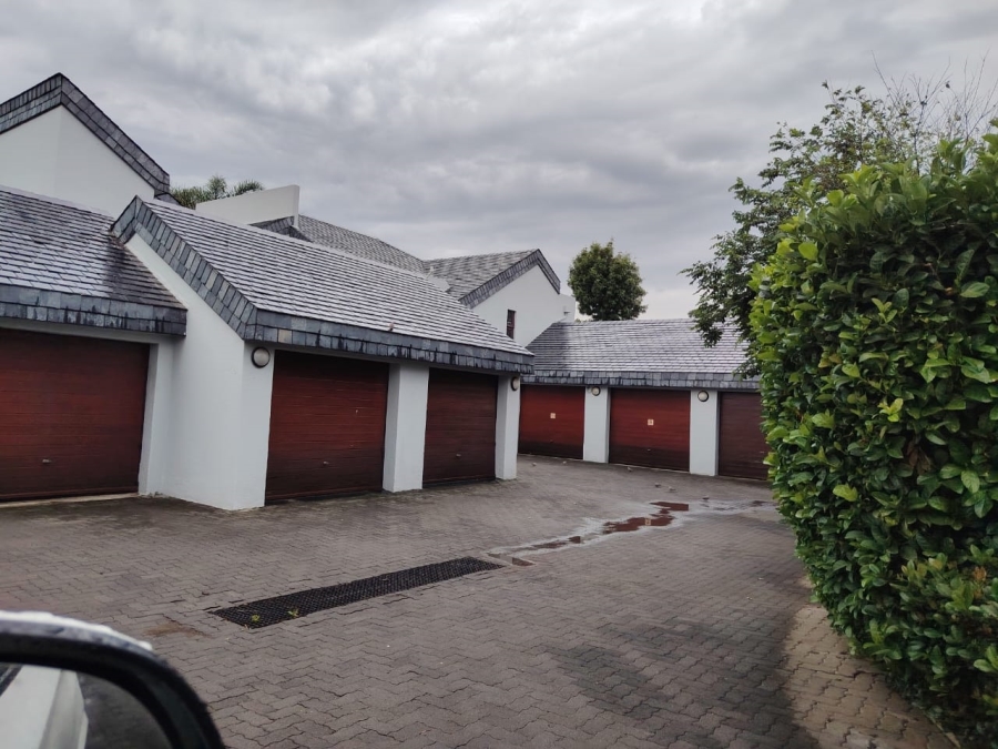 3 Bedroom Property for Sale in Lakefield Gauteng