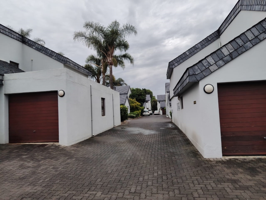 3 Bedroom Property for Sale in Lakefield Gauteng