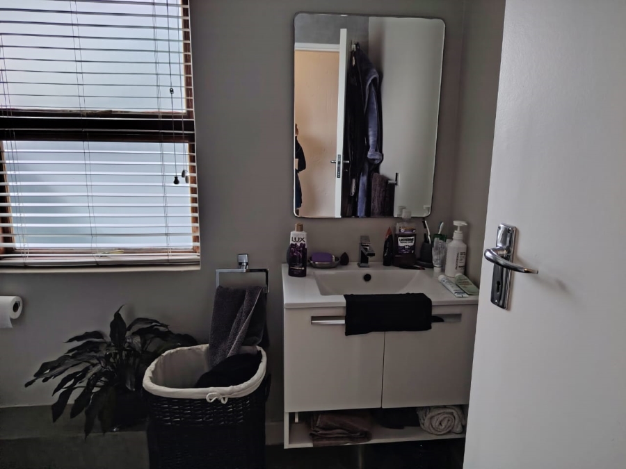 3 Bedroom Property for Sale in Lakefield Gauteng