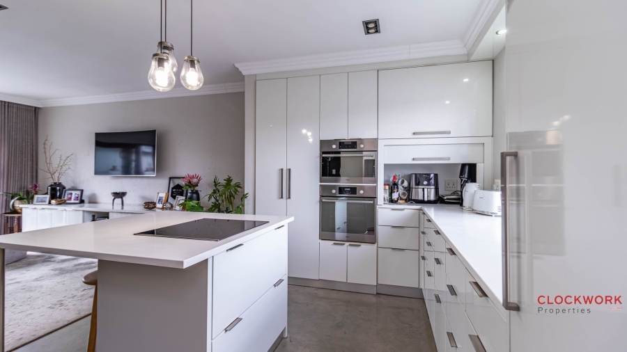 3 Bedroom Property for Sale in Lakefield Gauteng