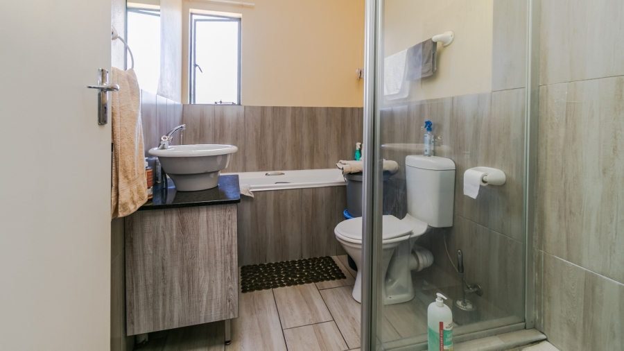 2 Bedroom Property for Sale in Ferndale Gauteng