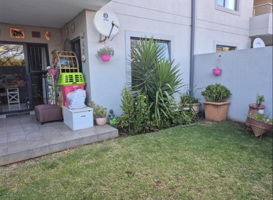2 Bedroom Property for Sale in Hurlyvale Gauteng